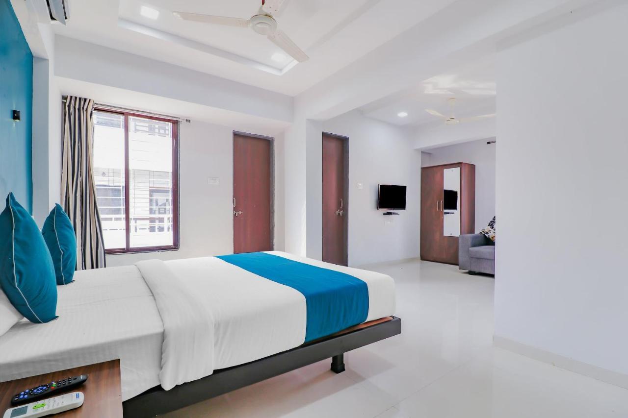 Oyo Silverkey 76245 Tcs Hinjewadi II Hotel Pune Exterior photo